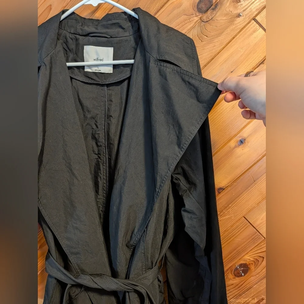 Wilfred Women's Black Trench Coat Size Large - Picture 5 of 6